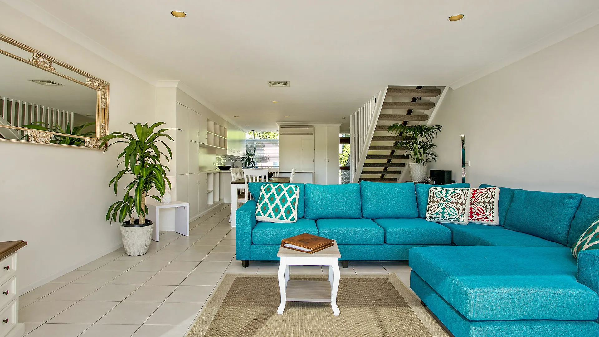 2 James Cook Apartments Holiday Rental Μπάιρον Μπέι