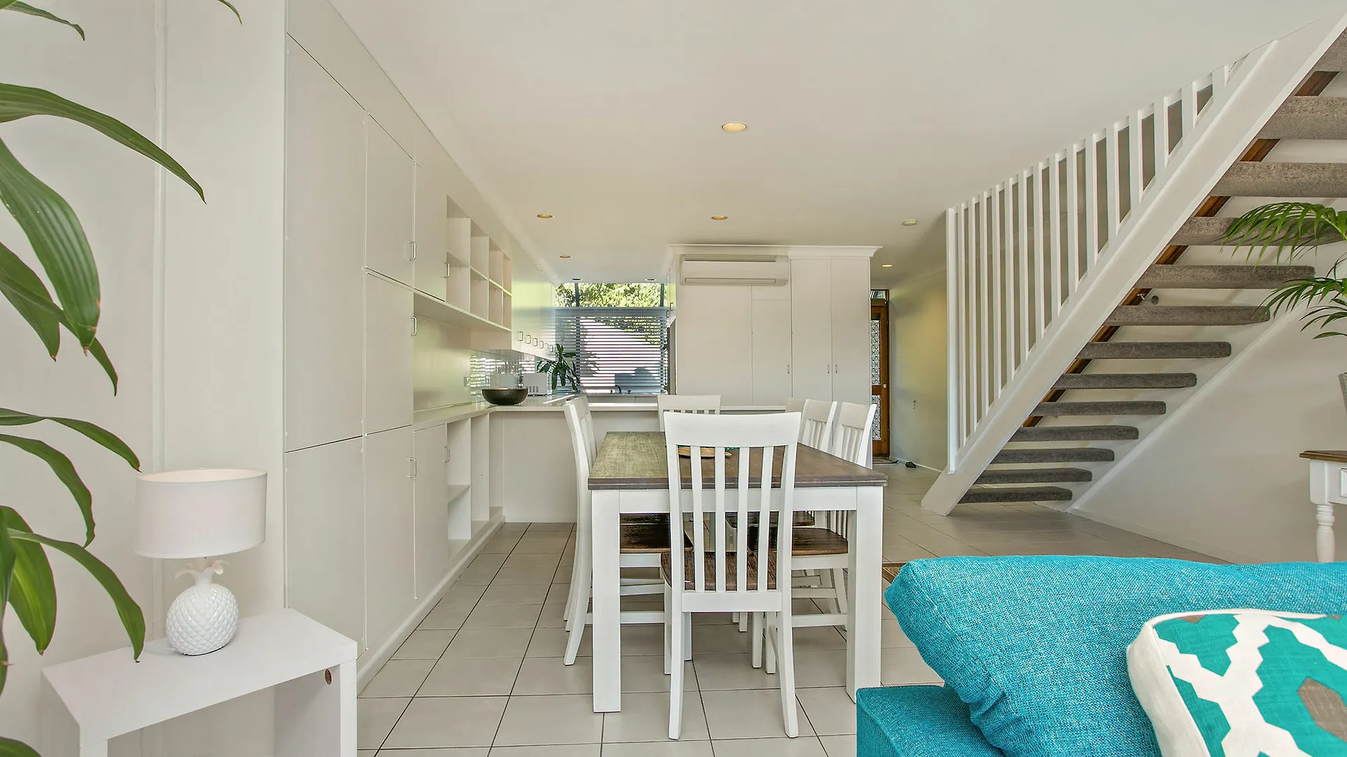 2 James Cook Apartments Holiday Rental Μπάιρον Μπέι 0*,